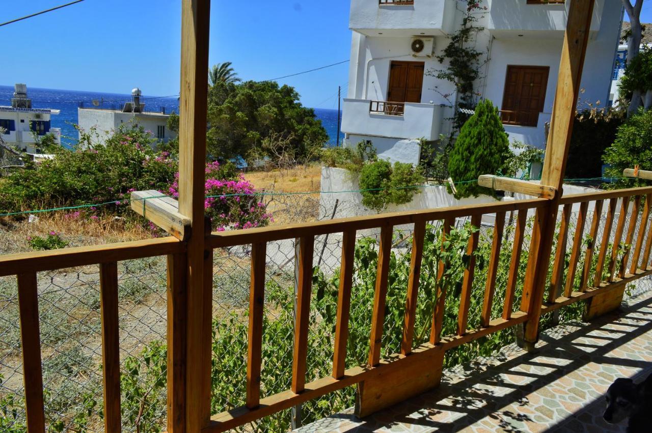 Léntas Georgia'S Studio מראה חיצוני תמונה